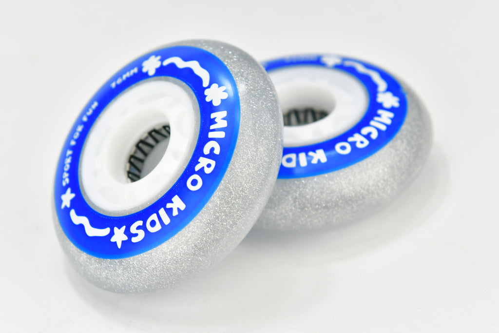 Flash Wheels for Kids Skates – 70mm Light-Up PU Wheels | Red & Blue | Skates.pk