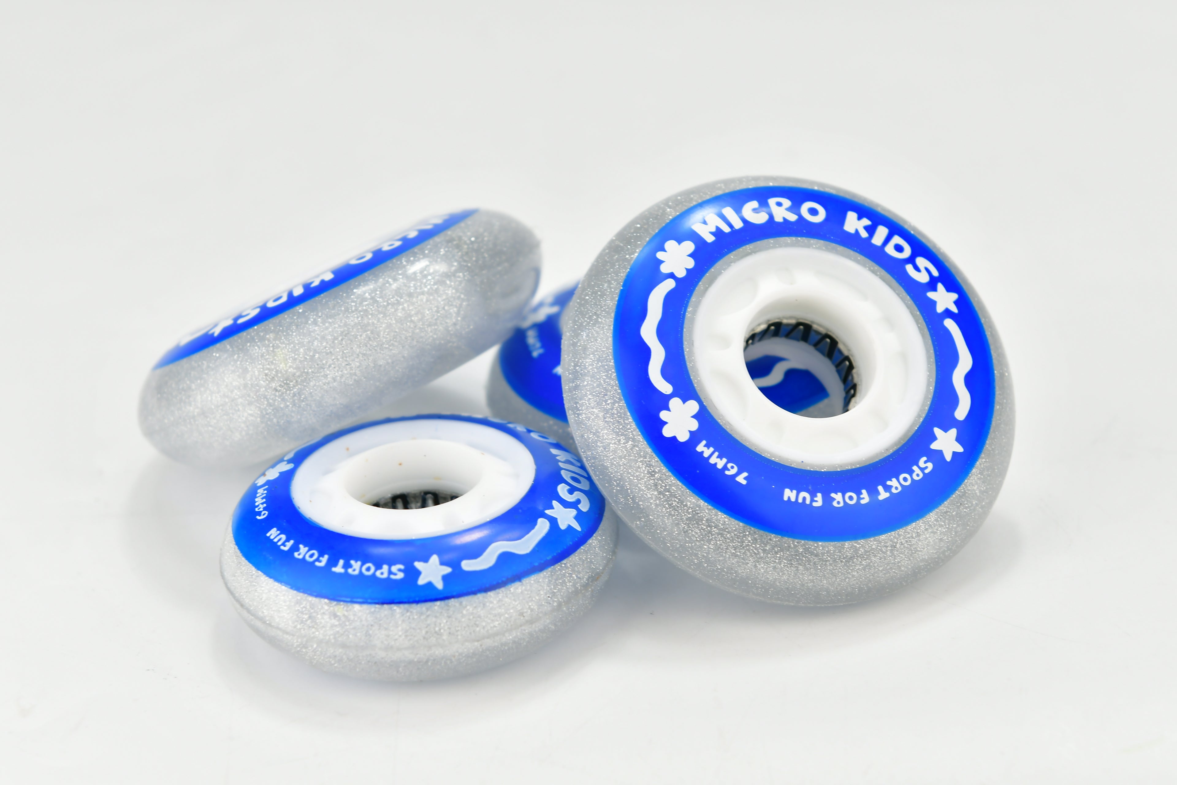 Flash Wheels for Kids Skates – 70mm Light-Up PU Wheels | Red & Blue | Skates.pk