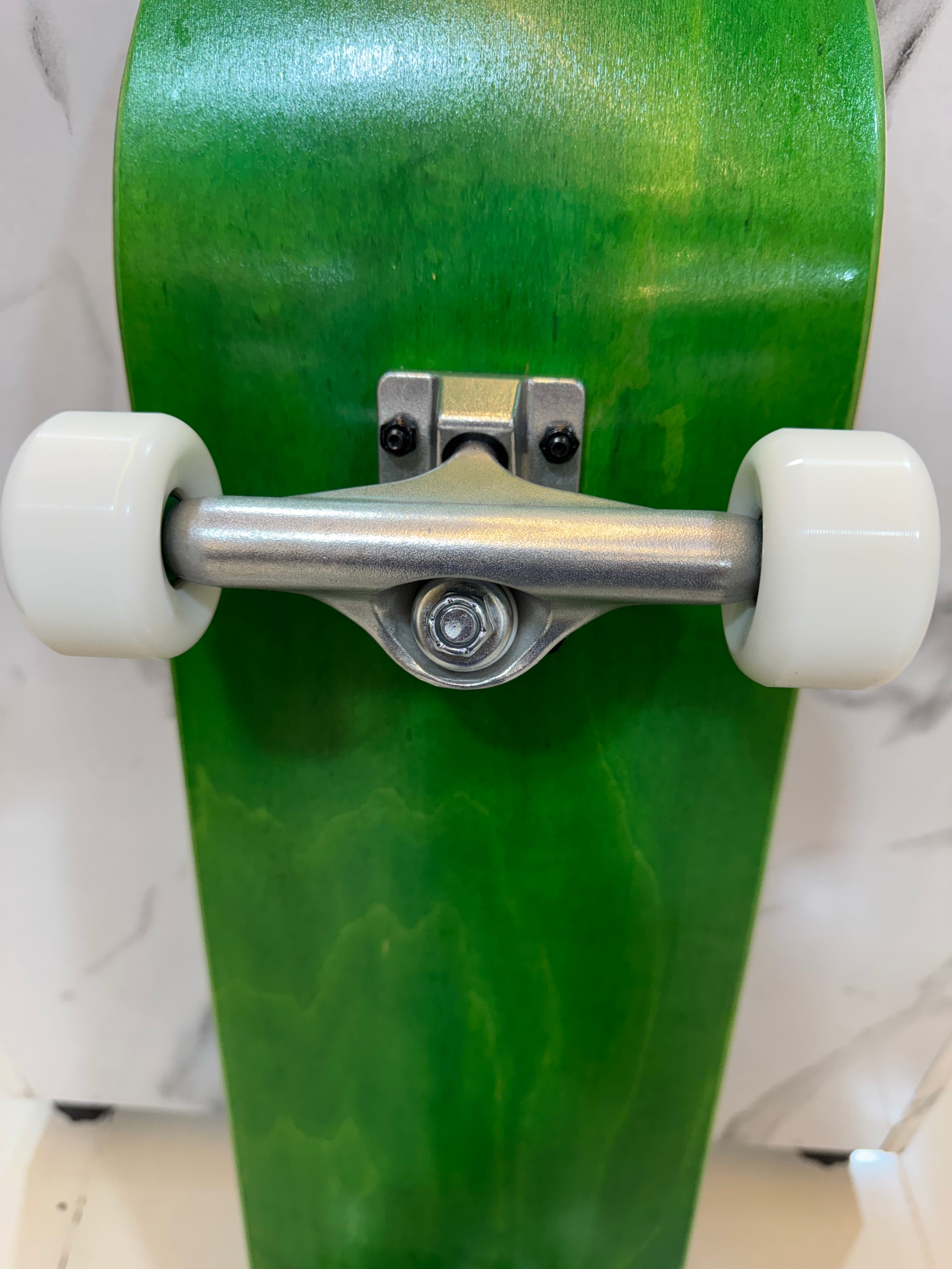 7-Ply Russian Maple Deck - Complete Skateboard | Die Cast Trucks | ABEC-5 Bearings