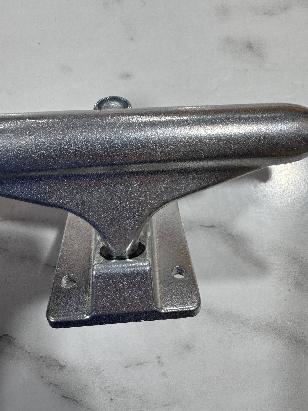 Die Cast Skateboard Trucks | Beginner & Cruiser | skates.pk